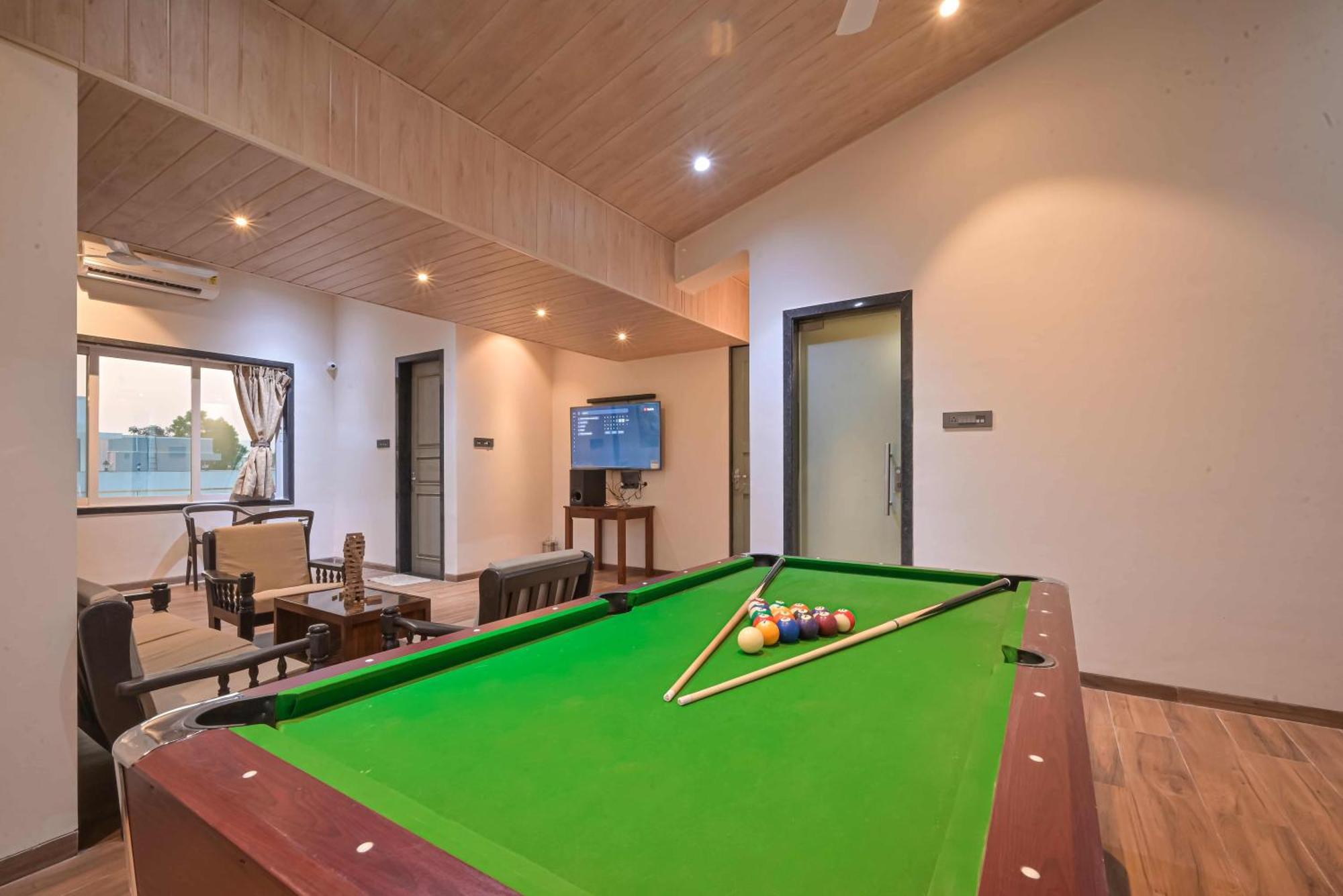 Elegant Villa By Tropicana Stays Lonavala Bagian luar foto