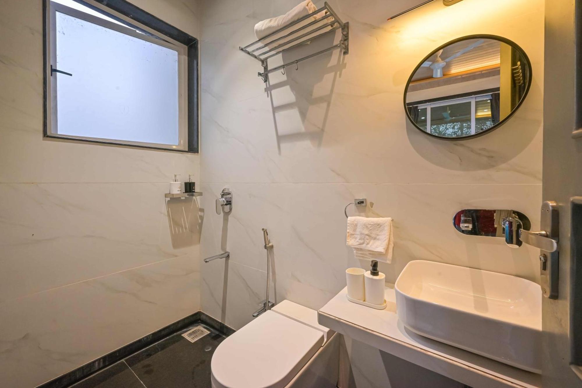Elegant Villa By Tropicana Stays Lonavala Bagian luar foto