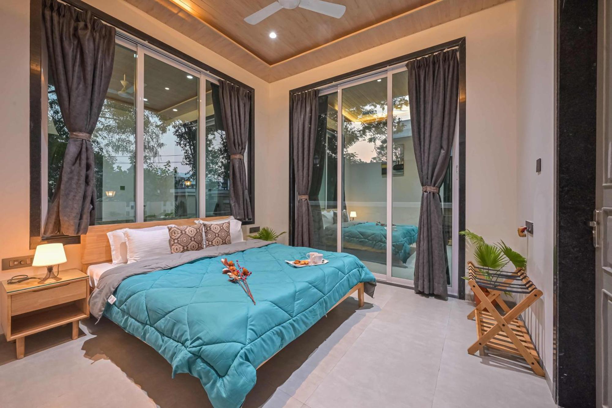 Elegant Villa By Tropicana Stays Lonavala Bagian luar foto