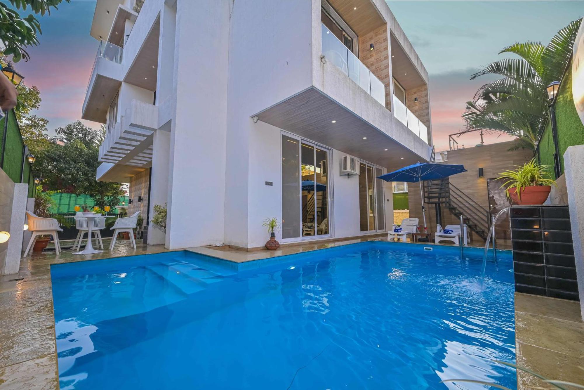 Elegant Villa By Tropicana Stays Lonavala Bagian luar foto
