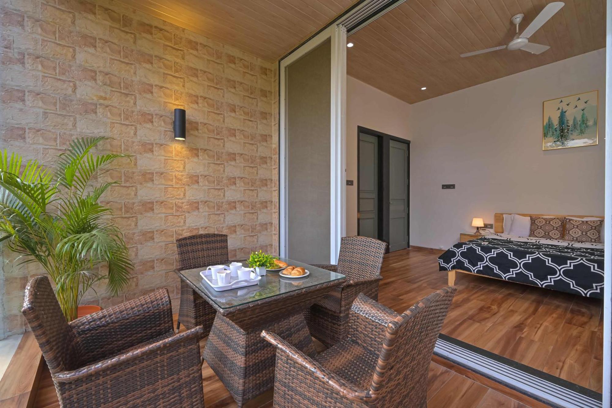 Elegant Villa By Tropicana Stays Lonavala Bagian luar foto